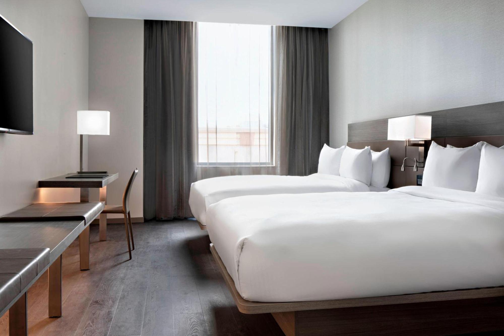 Ac Hotel By Marriott Grand Rapids Downtown Exterior photo